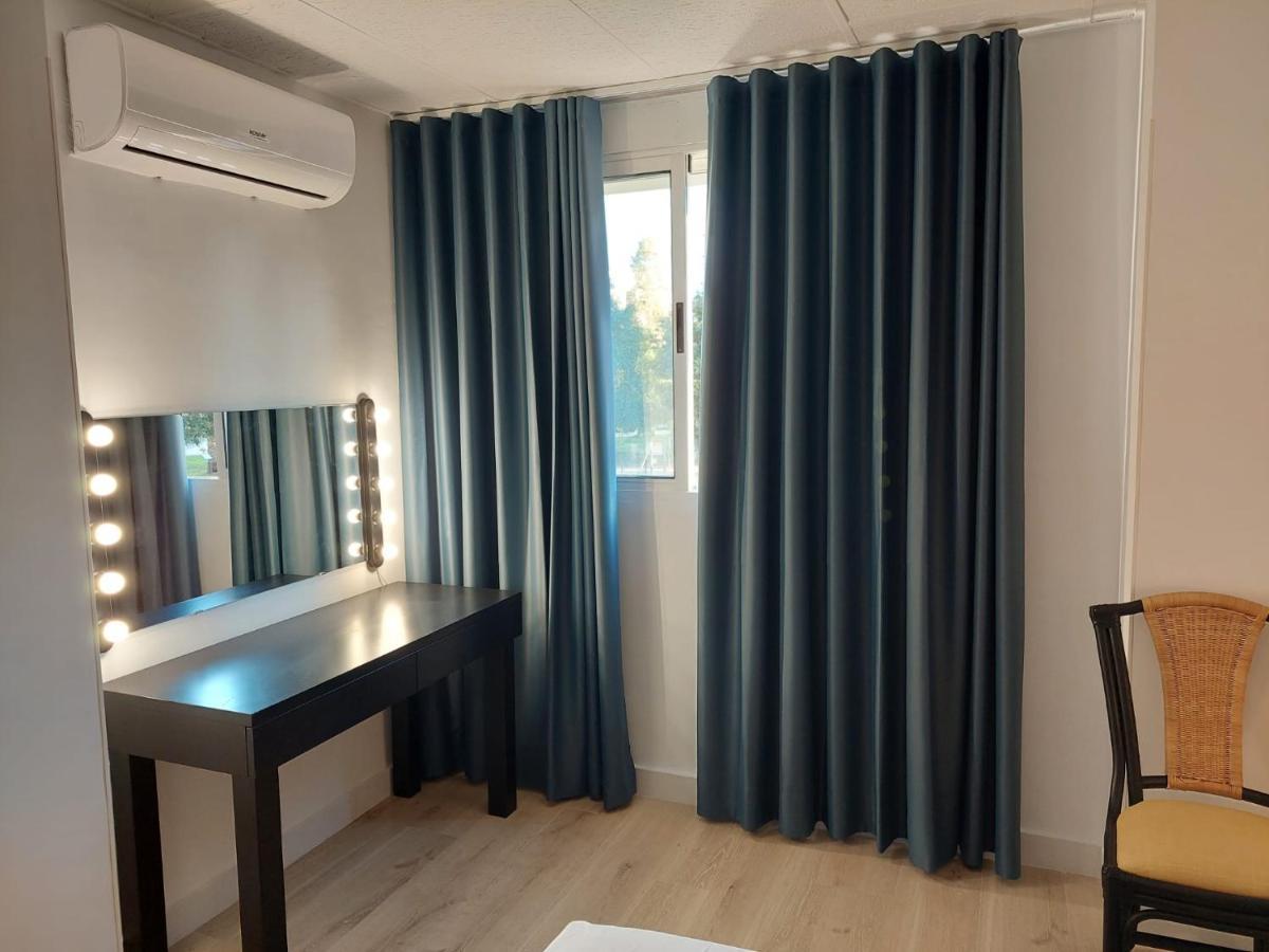 Hostal Garden Rous Paiporta Ngoại thất bức ảnh