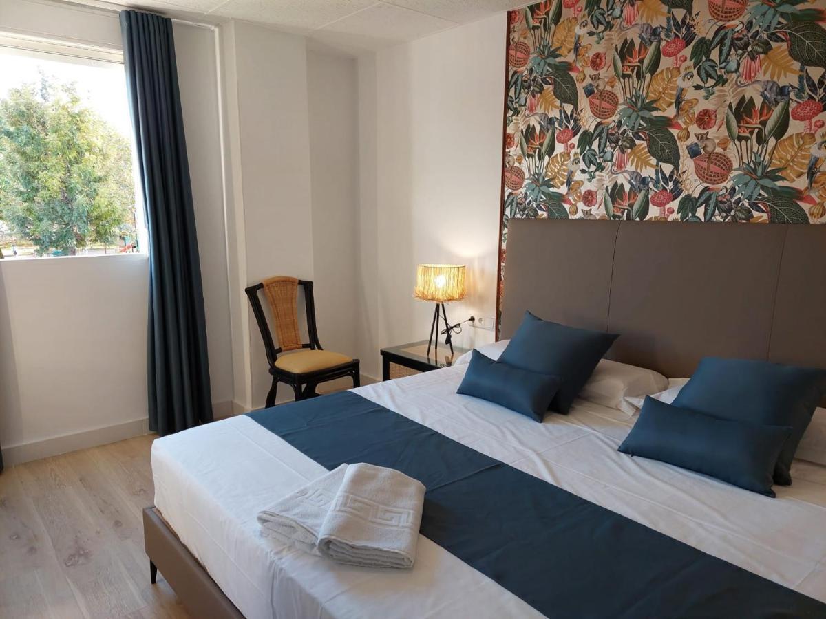 Hostal Garden Rous Paiporta Ngoại thất bức ảnh