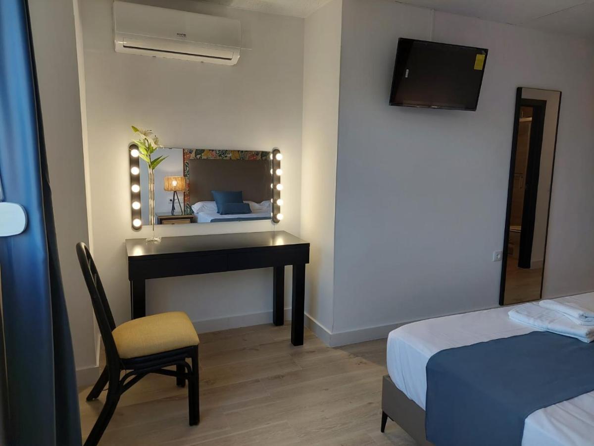 Hostal Garden Rous Paiporta Ngoại thất bức ảnh