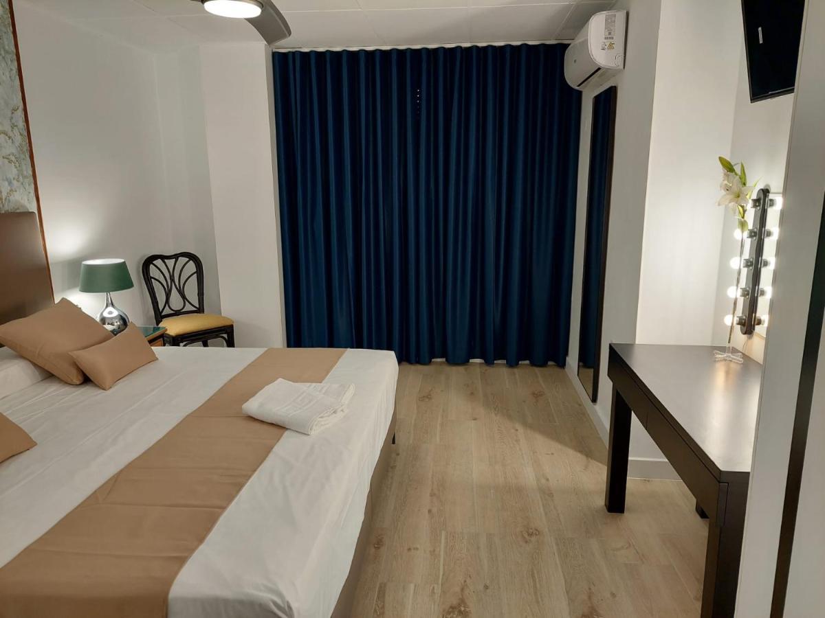 Hostal Garden Rous Paiporta Ngoại thất bức ảnh