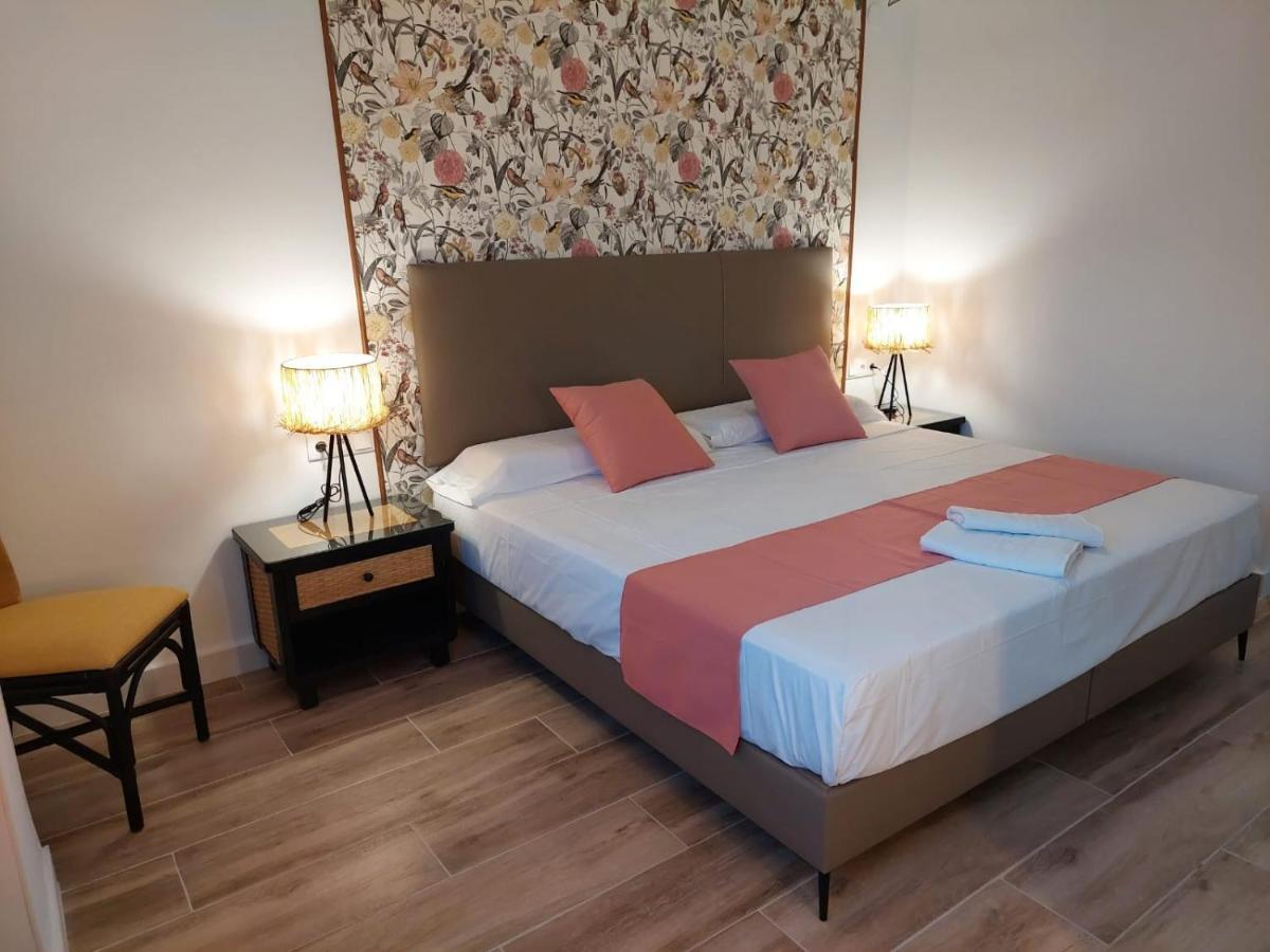 Hostal Garden Rous Paiporta Ngoại thất bức ảnh