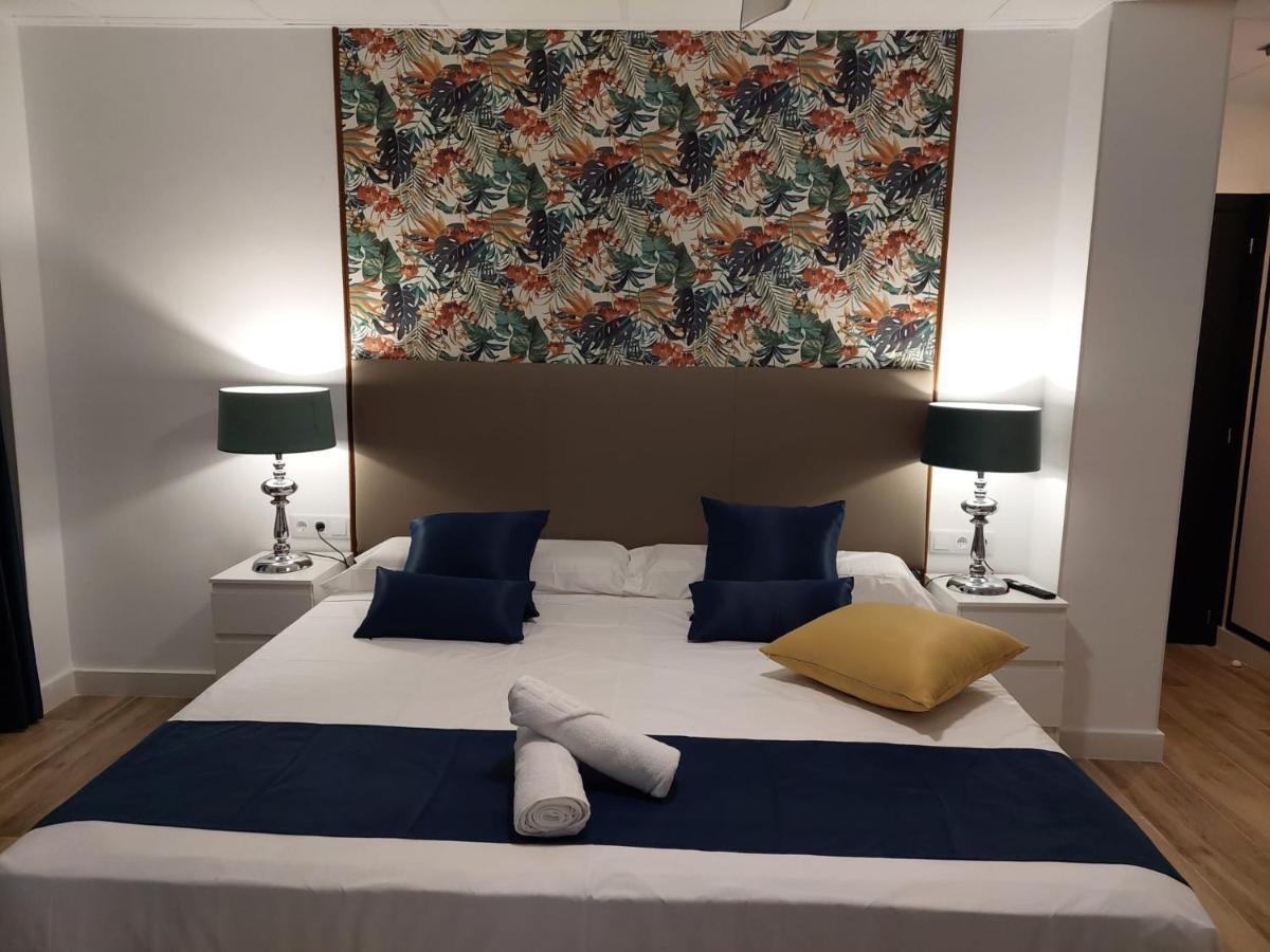 Hostal Garden Rous Paiporta Ngoại thất bức ảnh