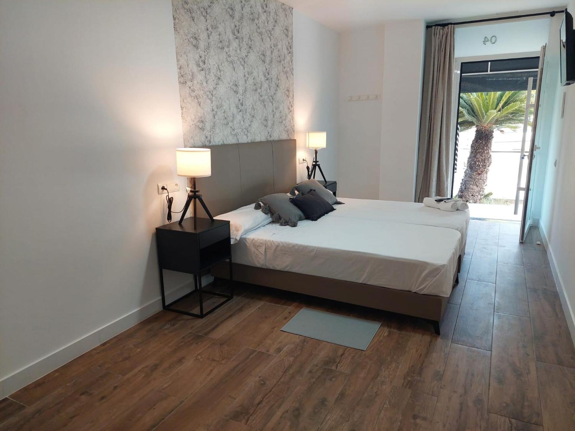 Hostal Garden Rous Paiporta Ngoại thất bức ảnh